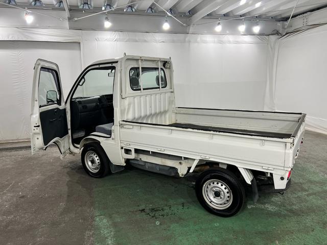 ハイゼットトラックスペシャル　農用パック　走行３５５７７キロ／４ＷＤ／５速ＭＴ一年保証・走行距離無制限　助手席エアバック　純正カーペットマット　キズ　凹み　シート破れ　４ＷＤ　５速マニュアル　ＡＭＦＭラジオ（埼玉県）の中古車