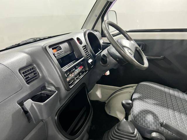 ハイゼットトラックスペシャル　農用パック　走行３５５７７キロ／４ＷＤ／５速ＭＴ一年保証・走行距離無制限　助手席エアバック　純正カーペットマット　キズ　凹み　シート破れ　４ＷＤ　５速マニュアル　ＡＭＦＭラジオ（埼玉県）の中古車