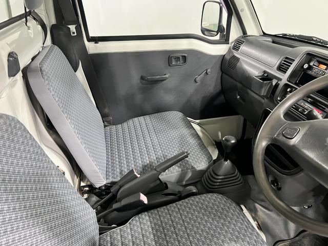 ハイゼットトラックスペシャル　農用パック　走行３５５７７キロ／４ＷＤ／５速ＭＴ一年保証・走行距離無制限　助手席エアバック　純正カーペットマット　キズ　凹み　シート破れ　４ＷＤ　５速マニュアル　ＡＭＦＭラジオ（埼玉県）の中古車