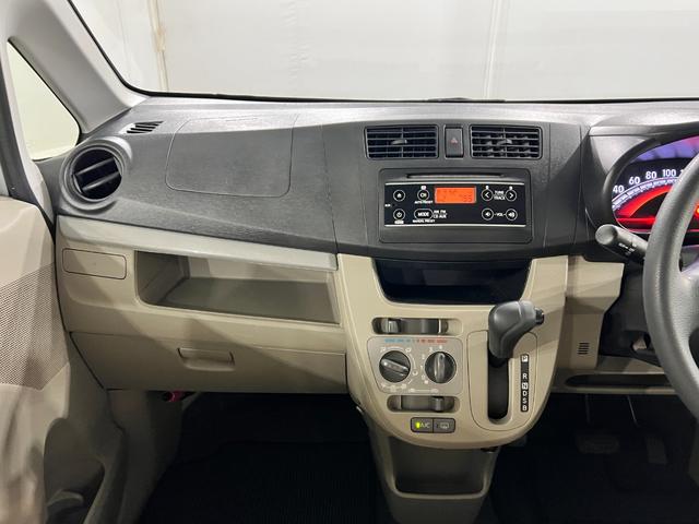 ムーヴＬ　ＳＡ　走行１０７８３８キロ／４ＷＤ／ルーフ色あせ一年保証・走行距離無制限　４ＷＤ　助手席エアバック　純正カーペットマット　アイドリングストップ　ベンチシート　キーレス　ＣＤチューナー（埼玉県）の中古車