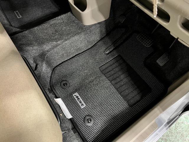 ムーヴＬ　ＳＡ　走行１０７８３８キロ／４ＷＤ／ルーフ色あせ一年保証・走行距離無制限　４ＷＤ　助手席エアバック　純正カーペットマット　アイドリングストップ　ベンチシート　キーレス　ＣＤチューナー（埼玉県）の中古車