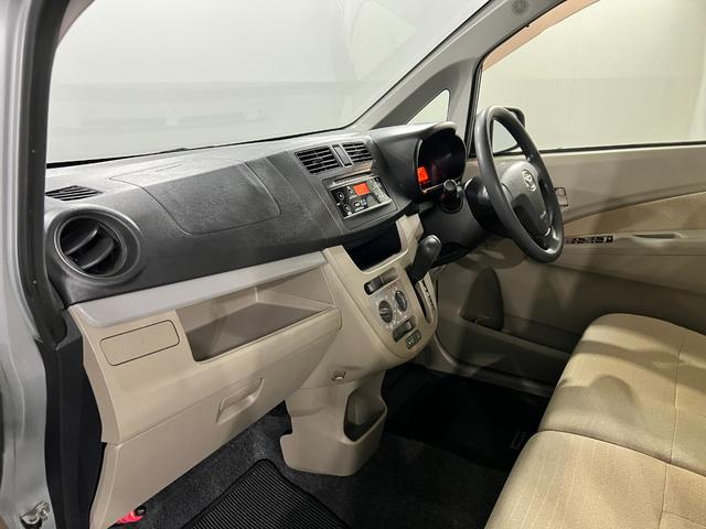 ムーヴＬ　ＳＡ　走行１０７８３８キロ／４ＷＤ／ルーフ色あせ一年保証・走行距離無制限　４ＷＤ　助手席エアバック　純正カーペットマット　アイドリングストップ　ベンチシート　キーレス　ＣＤチューナー（埼玉県）の中古車