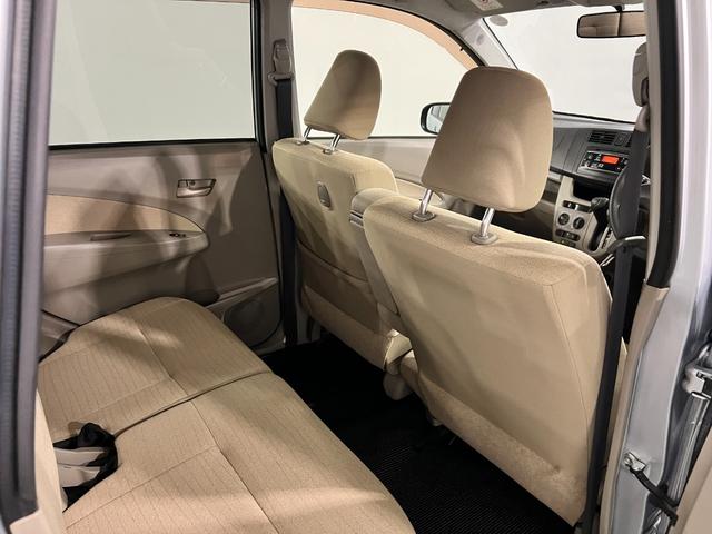ムーヴＬ　ＳＡ　走行１０７８３８キロ／４ＷＤ／ルーフ色あせ一年保証・走行距離無制限　４ＷＤ　助手席エアバック　純正カーペットマット　アイドリングストップ　ベンチシート　キーレス　ＣＤチューナー（埼玉県）の中古車
