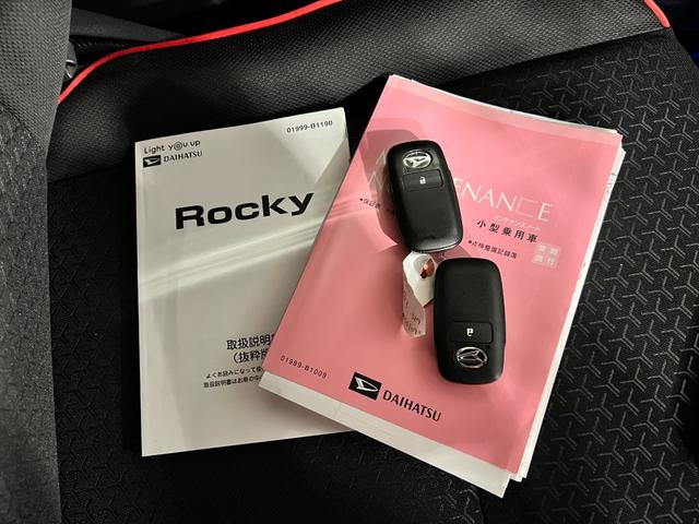 ロッキーG 走行56913キロ/純正フルセグナビ/ドラレコ1年保証距離無制限 走行距離56913キロ 純正フルセグナビ パノラマモニター ドラレコ 純正マット サイドエアバッグ LEDヘッドランプ アイドリングストップ シートヒーター オート格納式ドアミラー(埼玉県)の中古車