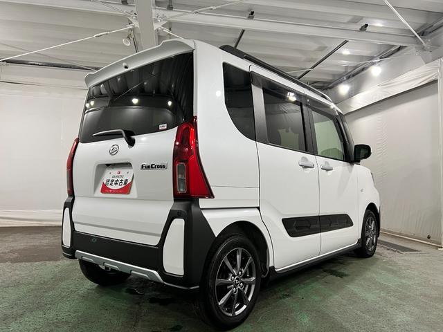 タントファンクロス　走行３０４８０キロ／純正９インチナビ／ドラレコ１年保証距離無制限　走行距離３０４８０キロ　純正フルセグナビ　パノラマモニター　ドラレコ　純正マット　サイドエアバッグ　ＬＥＤヘッドランプ　アイドリングストップ　シートヒーター　両側電動スライドドア（埼玉県）の中古車