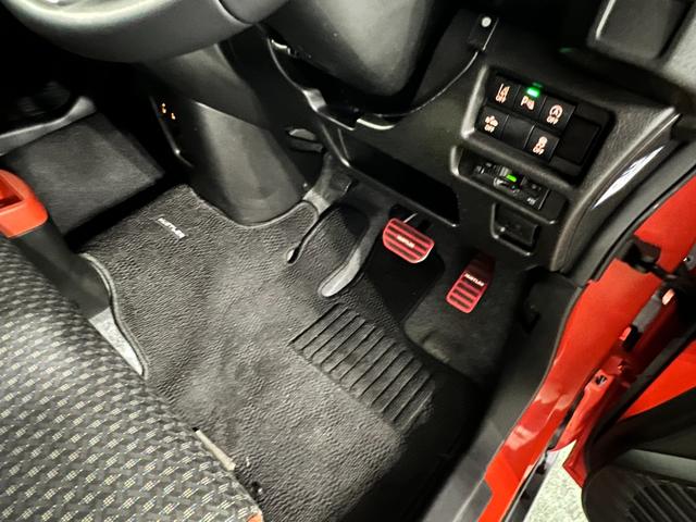 ハスラーハイブリッドＸターボ　タバコ臭／走行８５８７９キロ／ナビ１年保証距離無制限　走行距離８５８７９キロ　メモリーナビ　全周囲カメラ　ドラレコ　純正マット　サイドエアバッグ　ＬＥＤヘッドランプ　アイドリングストップ　シートヒーター　電動格納式ドアミラー（埼玉県）の中古車