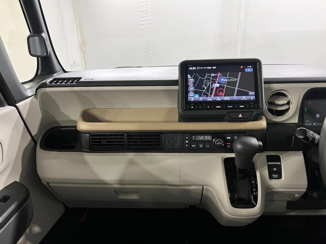 N−BOXベースグレード 走行21008キロ/フルセグナビ/ドラレコ1年保証距離無制限 走行距離21008キロ フルセグナビ バックカメラ 前後ドラレコ 純正マット サイドエアバッグ LEDヘッドランプ アイドリングストップ シートヒーター 両側電動スライドドア(埼玉県)の中古車
