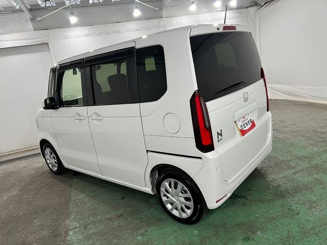 N−BOXベースグレード 走行21008キロ/フルセグナビ/ドラレコ1年保証距離無制限 走行距離21008キロ フルセグナビ バックカメラ 前後ドラレコ 純正マット サイドエアバッグ LEDヘッドランプ アイドリングストップ シートヒーター 両側電動スライドドア(埼玉県)の中古車