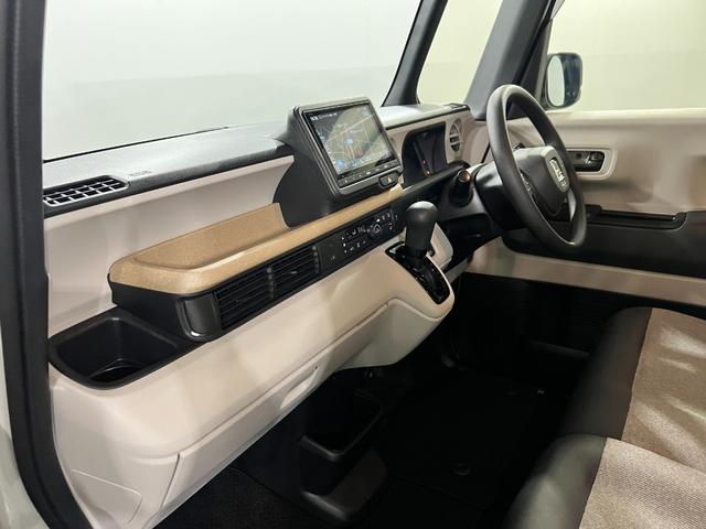 N−BOXベースグレード 走行21008キロ/フルセグナビ/ドラレコ1年保証距離無制限 走行距離21008キロ フルセグナビ バックカメラ 前後ドラレコ 純正マット サイドエアバッグ LEDヘッドランプ アイドリングストップ シートヒーター 両側電動スライドドア(埼玉県)の中古車