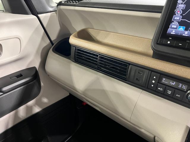 N−BOXベースグレード 走行21008キロ/フルセグナビ/ドラレコ1年保証距離無制限 走行距離21008キロ フルセグナビ バックカメラ 前後ドラレコ 純正マット サイドエアバッグ LEDヘッドランプ アイドリングストップ シートヒーター 両側電動スライドドア(埼玉県)の中古車