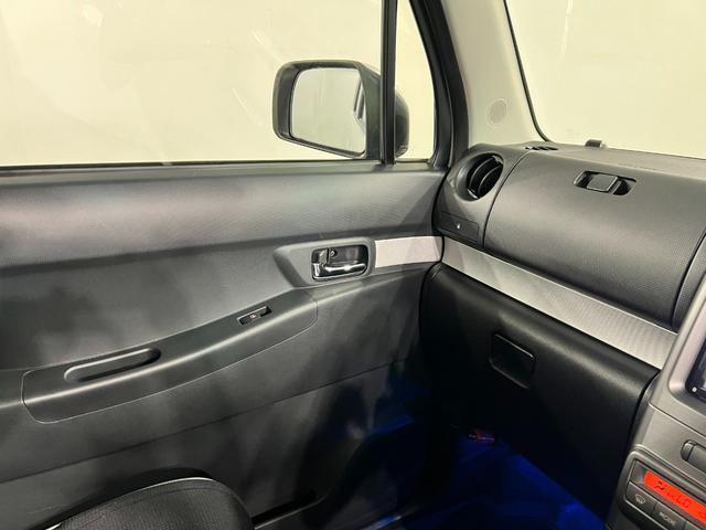 ムーヴコンテカスタムＲＳ　Aftermarketフルセグナビ　Aftermarketドラレコ　ＥＴＣAftermarketフルセグナビ　ドラレコ　ＥＴＣ　ブルートゥース　純正マット　助手席エアバッグ　ＨＩＤヘッドランプ　アイドリングストップ　電動格納式ドアミラー　１年保証距離無制限　走行距離６８３７３キロ（埼玉県）の中古車
