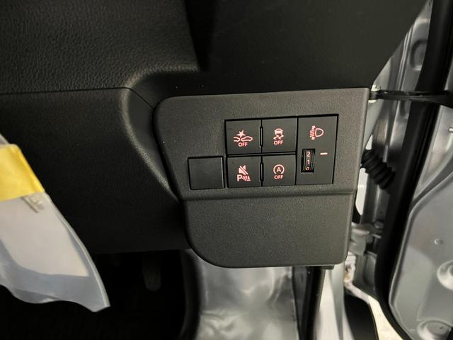 ハイゼットカーゴＤＸ　走行４２４３キロ／クリアランスソナー一年保証・走行距離無制限　　助手席エアバック　オートライト　オートマチックハイビーム　クリアランスソナー　アイドリングストップ（埼玉県）の中古車
