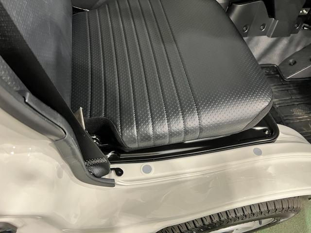 ハイゼットトラックスタンダード 走行1690キロ/オートライト/純正マット1年保証距離無制限 走行距離1690キロ 純正フロアマット 助手席エアバック クリアランスソナー オートライト アイドリングストップ(埼玉県)の中古車
