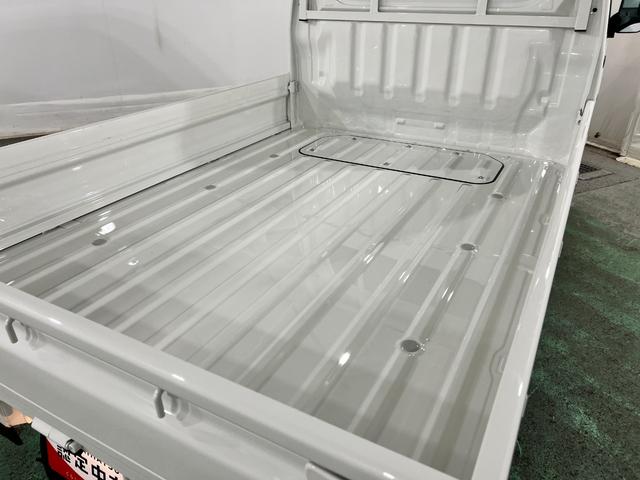 ハイゼットトラックスタンダード 走行1690キロ/オートライト/純正マット1年保証距離無制限 走行距離1690キロ 純正フロアマット 助手席エアバック クリアランスソナー オートライト アイドリングストップ(埼玉県)の中古車
