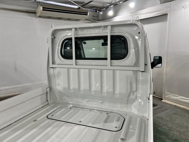 ハイゼットトラックスタンダード 走行1690キロ/オートライト/純正マット1年保証距離無制限 走行距離1690キロ 純正フロアマット 助手席エアバック クリアランスソナー オートライト アイドリングストップ(埼玉県)の中古車
