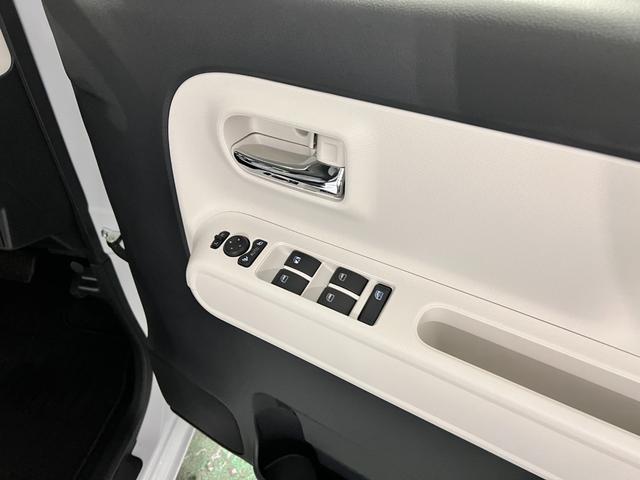 ムーヴキャンバスストライプスG 走行7キロ/LEDヘッドランプ/純正マット1年保証距離無制限 走行距離7キロ 純正マット サイドエアバッグ LEDヘッドランプ アイドリングストップ シートヒーター 両側電動スライドドア オート格納式ドアミラー キーフリー(東京都)の中古車