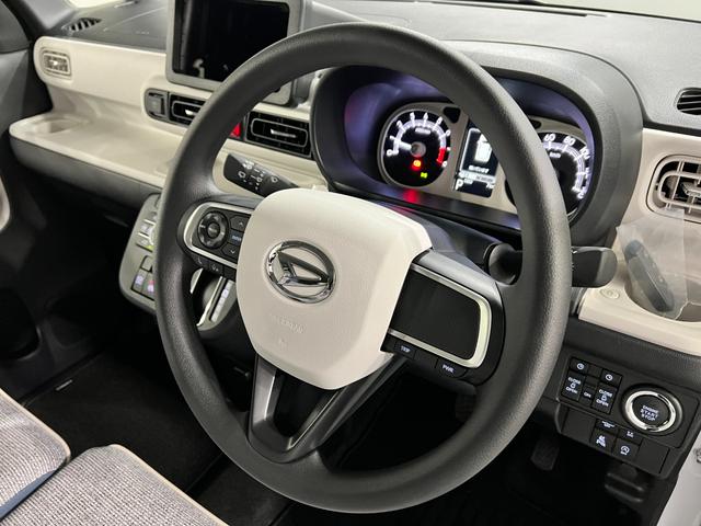 ムーヴキャンバスストライプスG 走行7キロ/LEDヘッドランプ/純正マット1年保証距離無制限 走行距離7キロ 純正マット サイドエアバッグ LEDヘッドランプ アイドリングストップ シートヒーター 両側電動スライドドア オート格納式ドアミラー キーフリー(東京都)の中古車
