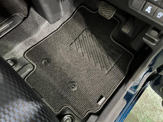 タントカスタムＲＳ　走行２２キロ／展示／試乗車／両側電動スライド１年保証・走行距離無制限　サイドエアバック　クリアランスソナー　オートマチックハイビーム　オートライト　ＬＥＤヘッドライト　ベンチシート　シートヒーター　両側電動スライドドア（埼玉県）の中古車