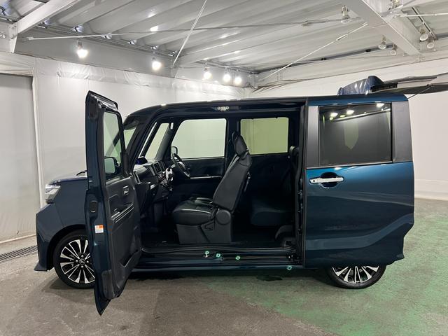 タントカスタムＲＳ　走行２２キロ／展示／試乗車／両側電動スライド１年保証・走行距離無制限　サイドエアバック　クリアランスソナー　オートマチックハイビーム　オートライト　ＬＥＤヘッドライト　ベンチシート　シートヒーター　両側電動スライドドア（埼玉県）の中古車