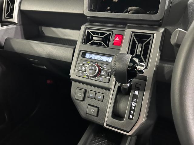 タフトG ダーククロムベンチャー 走行2948キロ/オートライト一年保証・走行距離無制限 助手席エアバック 純正カーペットマット サイドエアバック クリアランスソナー オートライト LEDヘッドライト シートヒーター アイドリングストップ(埼玉県)の中古車