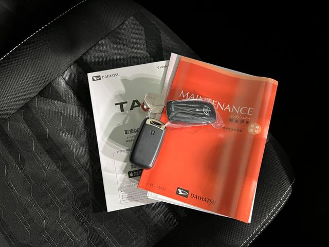 タフトG ダーククロムベンチャー 走行2948キロ/オートライト一年保証・走行距離無制限 助手席エアバック 純正カーペットマット サイドエアバック クリアランスソナー オートライト LEDヘッドライト シートヒーター アイドリングストップ(埼玉県)の中古車