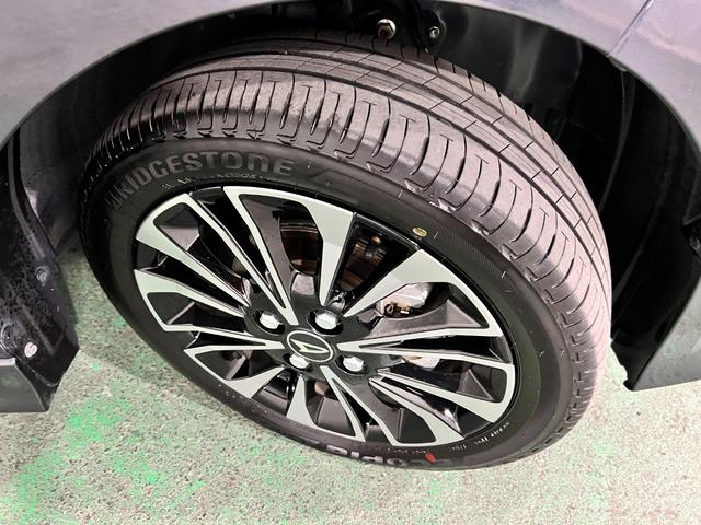 タントカスタムRSリミテッド 走行6505キロ/展示/試乗車1年保証・走行距離無制限 サイドエアバック クリアランスソナー オートマチックハイビーム オートライト LEDヘッドライト ベンチシート シートヒーター 両側電動スライドドア(埼玉県)の中古車