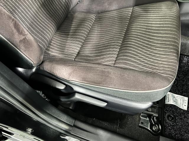 アクアG 走行90653キロ/ナビ/ETC/LEDヘッドライト一年保証・走行距離無制限 フルセグナビ Bluetooth ETC オートライト LEDヘッドライト 助手席エアバック 純正カーペットマット(埼玉県)の中古車
