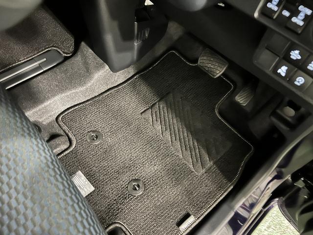 タントカスタムRSリミテッド 走行4103キロ/展示/試乗車1年保証・走行距離無制限 サイドエアバック クリアランスソナー オートマチックハイビーム オートライト LEDヘッドライト ベンチシート シートヒーター 両側電動スライドドア(埼玉県)の中古車