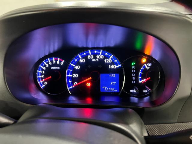 タントエグゼカスタムＧ　走行５６０８６キロ／ＨＩＤヘッドランプ１年保証距離無制限　走行距離５６０８６キロ　ＣＤオーディオ　純正マット　助手席エアバッグ　ＨＩＤヘッドランプ　アイドリングストップ（埼玉県）の中古車