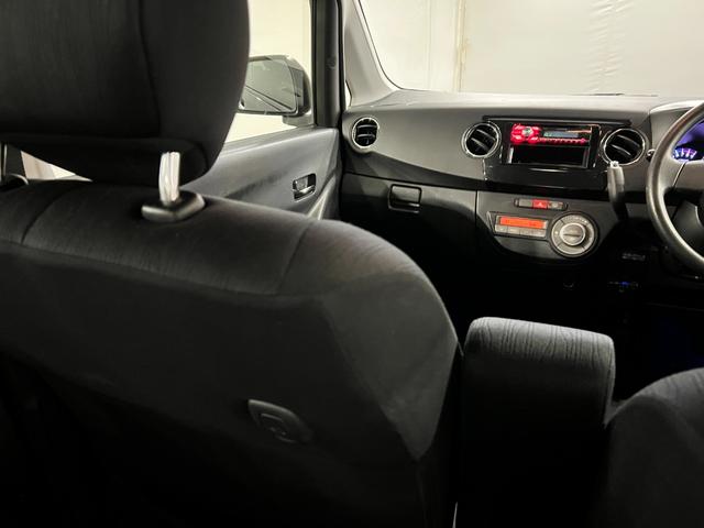 タントエグゼカスタムＧ　走行５６０８６キロ／ＨＩＤヘッドランプ１年保証距離無制限　走行距離５６０８６キロ　ＣＤオーディオ　純正マット　助手席エアバッグ　ＨＩＤヘッドランプ　アイドリングストップ（埼玉県）の中古車