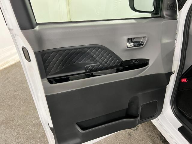 タントカスタムＲＳ　タバコ臭／走行８８１４２キロ／純正９インチナビ１年保証距離無制限　走行距離８８１４２キロ　純正フルセグナビ　バックカメラ　純正マット　サイドエアバッグ　ＬＥＤヘッドランプ　アイドリングストップ　両側電動スライドドア　オート格納式ドアミラー（埼玉県）の中古車