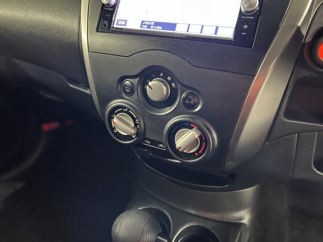 ノートX 走行81727キロ/フルセグナビ/全周囲カメラ1年保証距離無制限 走行距離81727キロ フルセグナビ 全周囲カメラ ブルートゥース 純正マット 助手席エアバッグ オートライト(埼玉県)の中古車