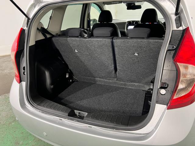 ノートX 走行81727キロ/フルセグナビ/全周囲カメラ1年保証距離無制限 走行距離81727キロ フルセグナビ 全周囲カメラ ブルートゥース 純正マット 助手席エアバッグ オートライト(埼玉県)の中古車