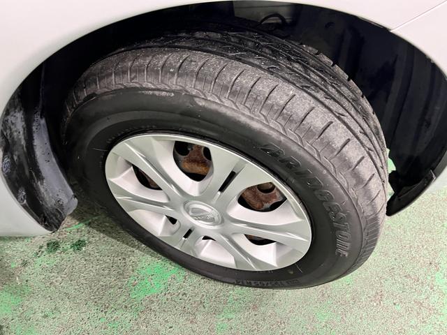 ノートX 走行81727キロ/フルセグナビ/全周囲カメラ1年保証距離無制限 走行距離81727キロ フルセグナビ 全周囲カメラ ブルートゥース 純正マット 助手席エアバッグ オートライト(埼玉県)の中古車