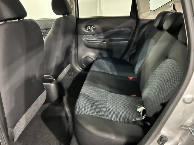ノートX 走行81727キロ/フルセグナビ/全周囲カメラ1年保証距離無制限 走行距離81727キロ フルセグナビ 全周囲カメラ ブルートゥース 純正マット 助手席エアバッグ オートライト(埼玉県)の中古車