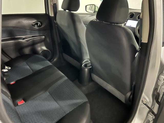 ノートX 走行81727キロ/フルセグナビ/全周囲カメラ1年保証距離無制限 走行距離81727キロ フルセグナビ 全周囲カメラ ブルートゥース 純正マット 助手席エアバッグ オートライト(埼玉県)の中古車