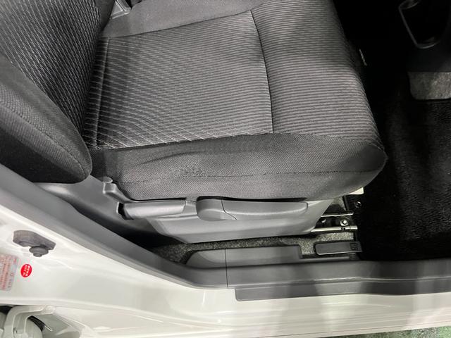 ワゴンR20周年記念車 車検整備付/走行99493キロ/ワンセグナビ1年保証距離無制限 走行距離99493キロ ワンセグナビ バックカメラ 純正マット オートライト HIDヘッドランプ アイドリングストップ シートヒーター(埼玉県)の中古車