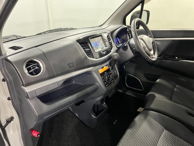ワゴンR20周年記念車 車検整備付/走行99493キロ/ワンセグナビ1年保証距離無制限 走行距離99493キロ ワンセグナビ バックカメラ 純正マット オートライト HIDヘッドランプ アイドリングストップ シートヒーター(埼玉県)の中古車
