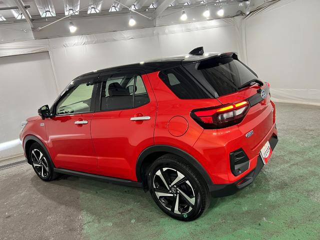 ロッキープレミアムG HEV 走行12455キロ/純正ナビ/ドラレコ1年保証距離無制限 走行距離12455キロ 純正フルセグナビ バックカメラ ドラレコ 純正マット サイドエアバッグ LEDヘッドランプ シートヒーター オート格納式ドアミラー 電動パーキングブレーキ(埼玉県)の中古車