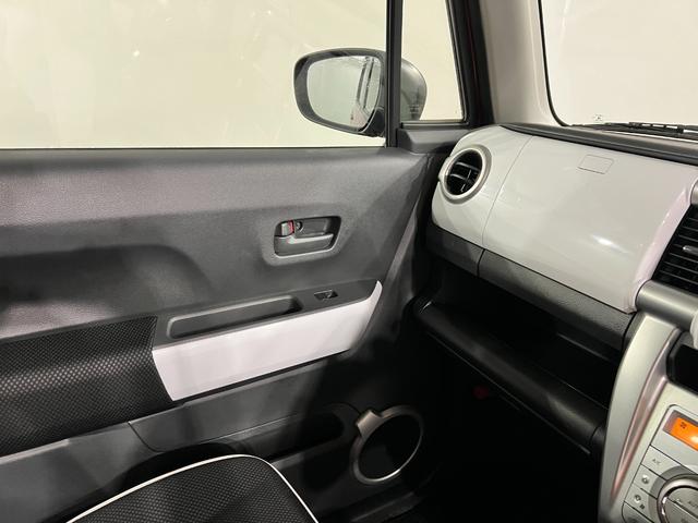 ハスラーＸターボ　走行５６１０６キロ／４ＷＤ／ナビ／バックカメラ一年保証・走行距離無制限　ワンセグナビ　バックカメラ　ＥＴＣ　オートライト　ＨＩＤヘッドライト　アイドリングストップ　ベンチシート（埼玉県）の中古車