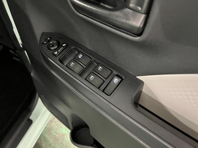 タントＸ　走行１００２キロ／ＬＥＤヘッドランプ／シートヒーター１年保証距離無制限　走行距離１００２キロ　マット　サイドエアバッグ　ＬＥＤヘッドランプ　アイドリングストップ　シートヒーター　両側電動スライドドア（埼玉県）の中古車