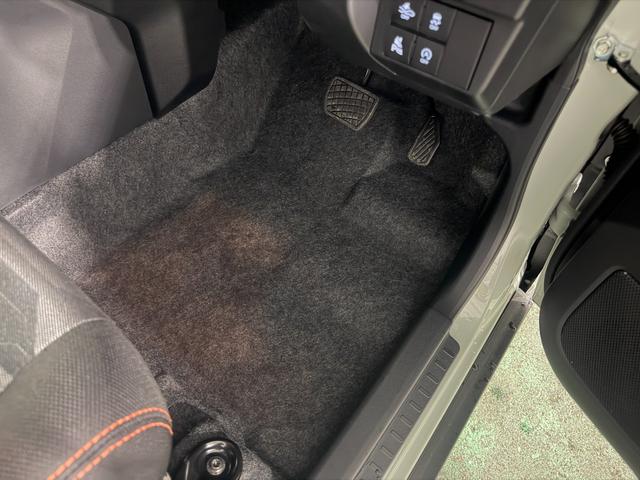 タフトG 走行1353キロ/LEDヘッドランプ/シートヒーター1年保証距離無制限 走行距離1353キロ サイドエアバッグ LEDヘッドランプ アイドリングストップ シートヒーター オート格納式ドアミラー 電動パーキングブレーキ(埼玉県)の中古車