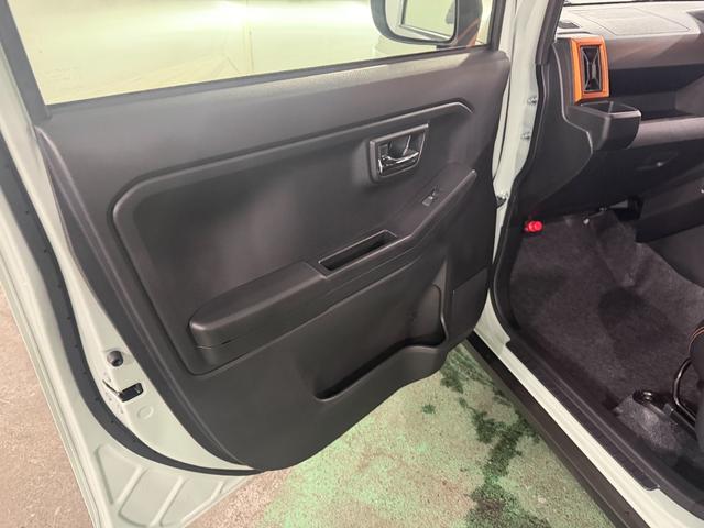タフトG 走行1353キロ/LEDヘッドランプ/シートヒーター1年保証距離無制限 走行距離1353キロ サイドエアバッグ LEDヘッドランプ アイドリングストップ シートヒーター オート格納式ドアミラー 電動パーキングブレーキ(埼玉県)の中古車