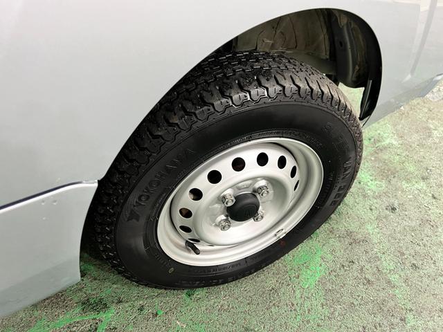ハイゼットトラックジャンボエクストラ　車検整備付／走行２６８８０キロ／純正ナビ１年保証距離無制限　走行距離２６８８０キロ　純正フルセグナビ　ブルートゥース　ドラレコ　純正マット　クリアランスソナー　オートライト　ＬＥＤヘッドランプ　アイドリングストップ　大型ＬＥＤ荷台作業灯（埼玉県）の中古車