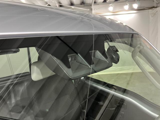 ハイゼットトラックジャンボエクストラ　車検整備付／走行２６８８０キロ／純正ナビ１年保証距離無制限　走行距離２６８８０キロ　純正フルセグナビ　ブルートゥース　ドラレコ　純正マット　クリアランスソナー　オートライト　ＬＥＤヘッドランプ　アイドリングストップ　大型ＬＥＤ荷台作業灯（埼玉県）の中古車