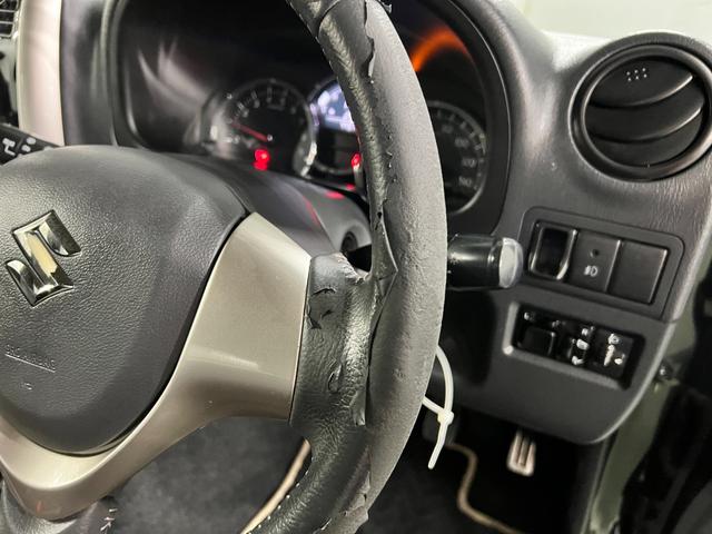 ジムニーランドベンチャー　車検整備付／４ＷＤ／ＭＴ／オーディオ１年保証距離無制限　走行距離４４０１１キロ　車検整備付　４ＷＤ　５速マニュアル　ＣＤオーディオ　マット　マニュアルエアコン（埼玉県）の中古車
