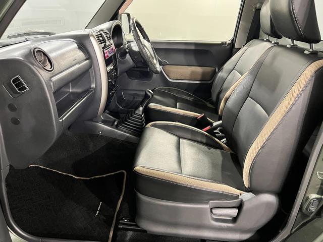 ジムニーランドベンチャー　車検整備付／４ＷＤ／ＭＴ／オーディオ１年保証距離無制限　走行距離４４０１１キロ　車検整備付　４ＷＤ　５速マニュアル　ＣＤオーディオ　マット　マニュアルエアコン（埼玉県）の中古車