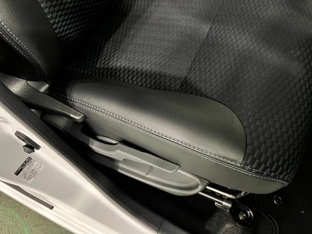 タントカスタムＲＳ　走行１３３９キロ／ＬＥＤヘッドランプ／マット１年保証距離無制限　走行距離１３３９キロ　マット　サイドエアバッグ　ＬＥＤヘッドランプ　アイドリングストップ　シートヒーター　両側電動スライドドア　オート格納式ドアミラー　電動パーキングブレーキ（埼玉県）の中古車
