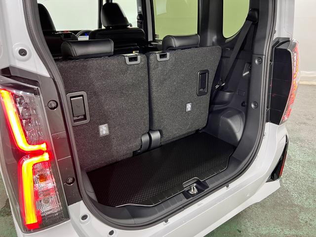 タントカスタムＲＳ　走行１３３９キロ／ＬＥＤヘッドランプ／マット１年保証距離無制限　走行距離１３３９キロ　マット　サイドエアバッグ　ＬＥＤヘッドランプ　アイドリングストップ　シートヒーター　両側電動スライドドア　オート格納式ドアミラー　電動パーキングブレーキ（埼玉県）の中古車