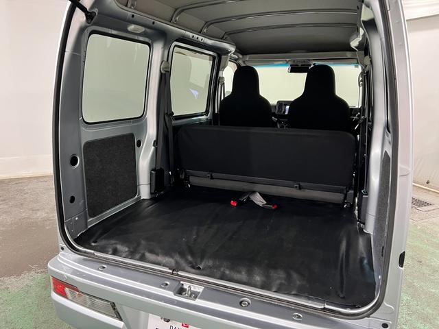 ハイゼットカーゴデラックスＳＡIII　走行７１９９２キロ／４ＷＤ／ナビ一年保証・走行距離無制限　ワンセグナビ　Ｂｌｕｅｔｏｏｔｈ　バックカメラ　ＥＴＣ　ＬＥＤヘッドライト　アイドリングストップ（埼玉県）の中古車
